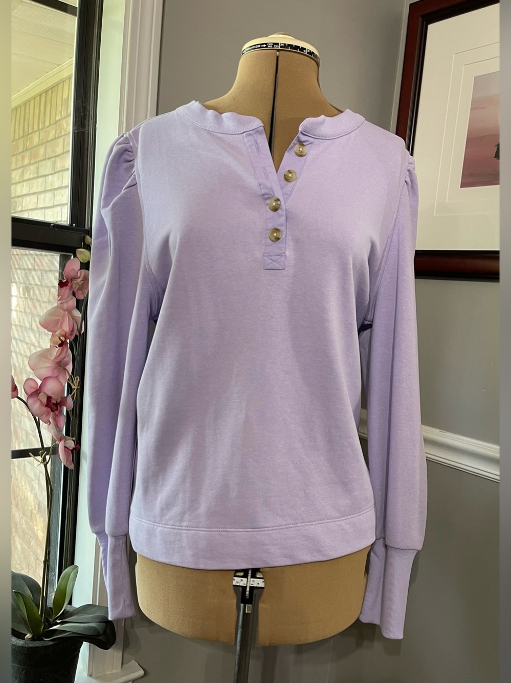 LOFT sz L Lilac Henley Top with Button Placket